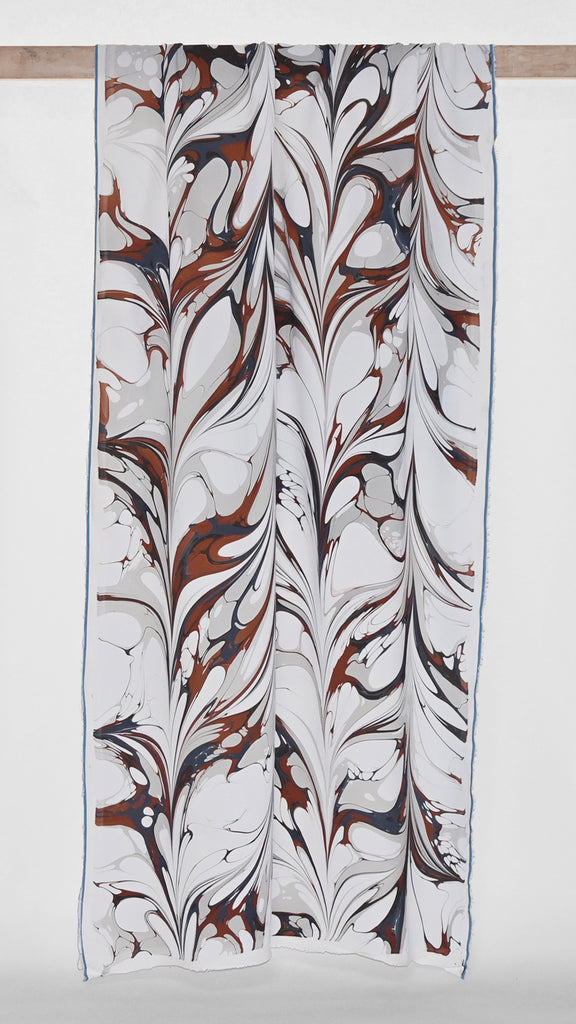 Stone Plume Canna Lily